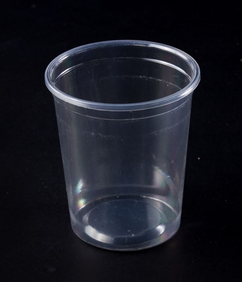 Poever Vasos de plástico de 8 onzas con tapas, paquete de 100 vasos  transparentes desechables con ta…Ver más Poever Vasos de plástico de 8  onzas con